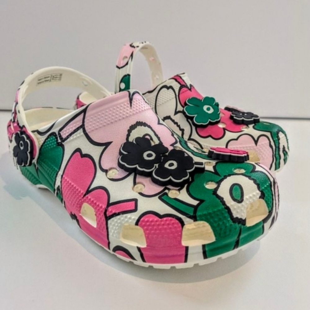 Marimekko Classic Crocs Collab - Picture 3 of 8